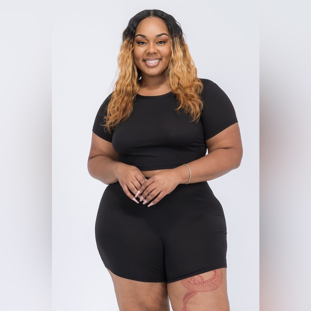 Plus Size Clothing Crop Top And Sho
Style